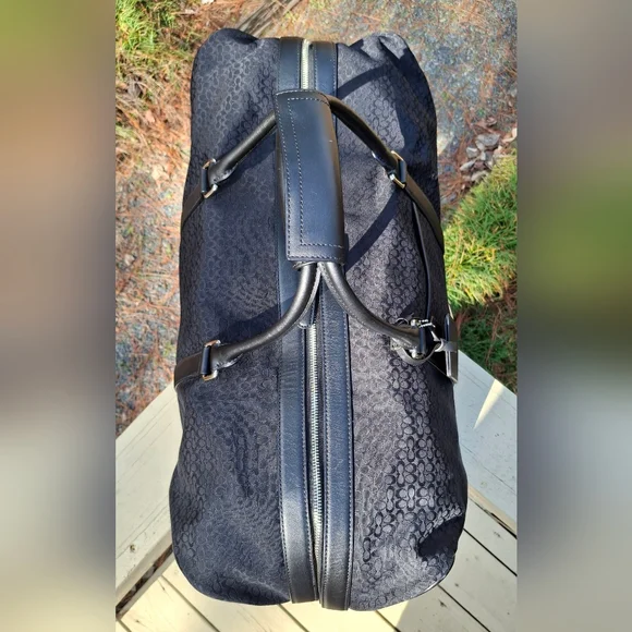 VTG Coach XL Signature Black Duffle Carry On Travel Weekender Bag & Toiletry Bag - Picture 8 of 16